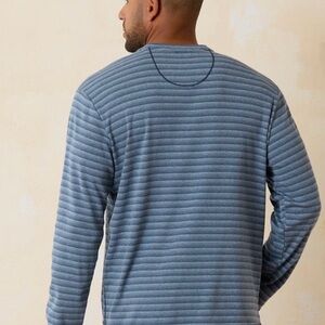 Tommy Bahama Men's Black Striped Long Sleeve Shirt